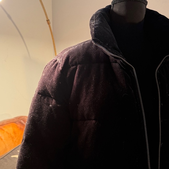 Levi's Womens Black Corduroy Puffer Jacket - Picture 2 of 10